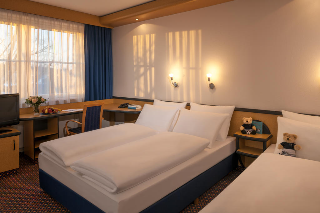 Dorint Airport-Hotel Berlin-Tegel Room photo